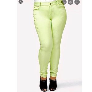 Forever 21 stretchy skinny jeans